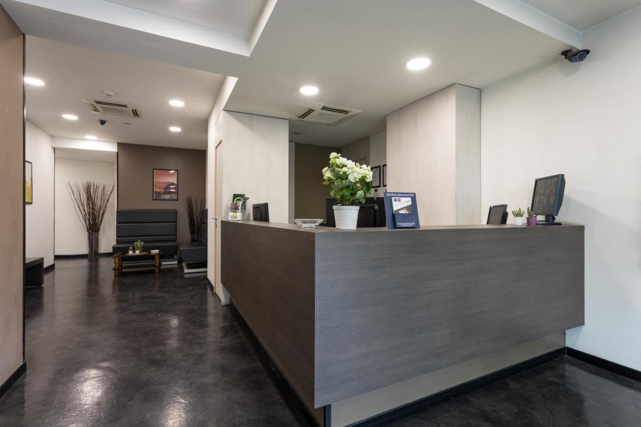Residenza Conti Aparthotel Roma Exterior foto